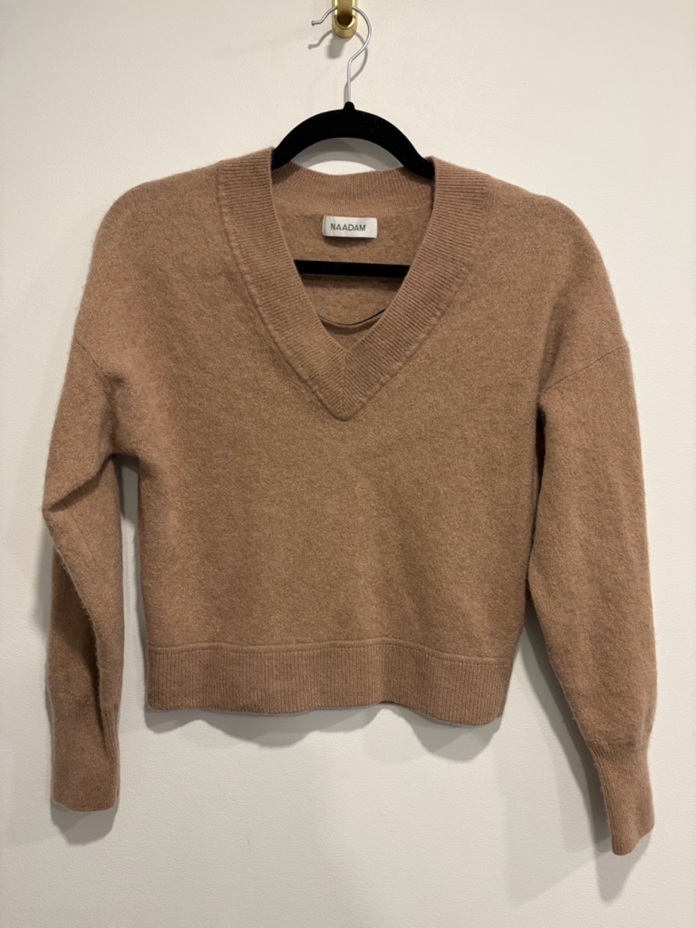 Naadam 100% Cashmere Sweater Cropped V Neck Beige Minimalist Soft Knit S/M